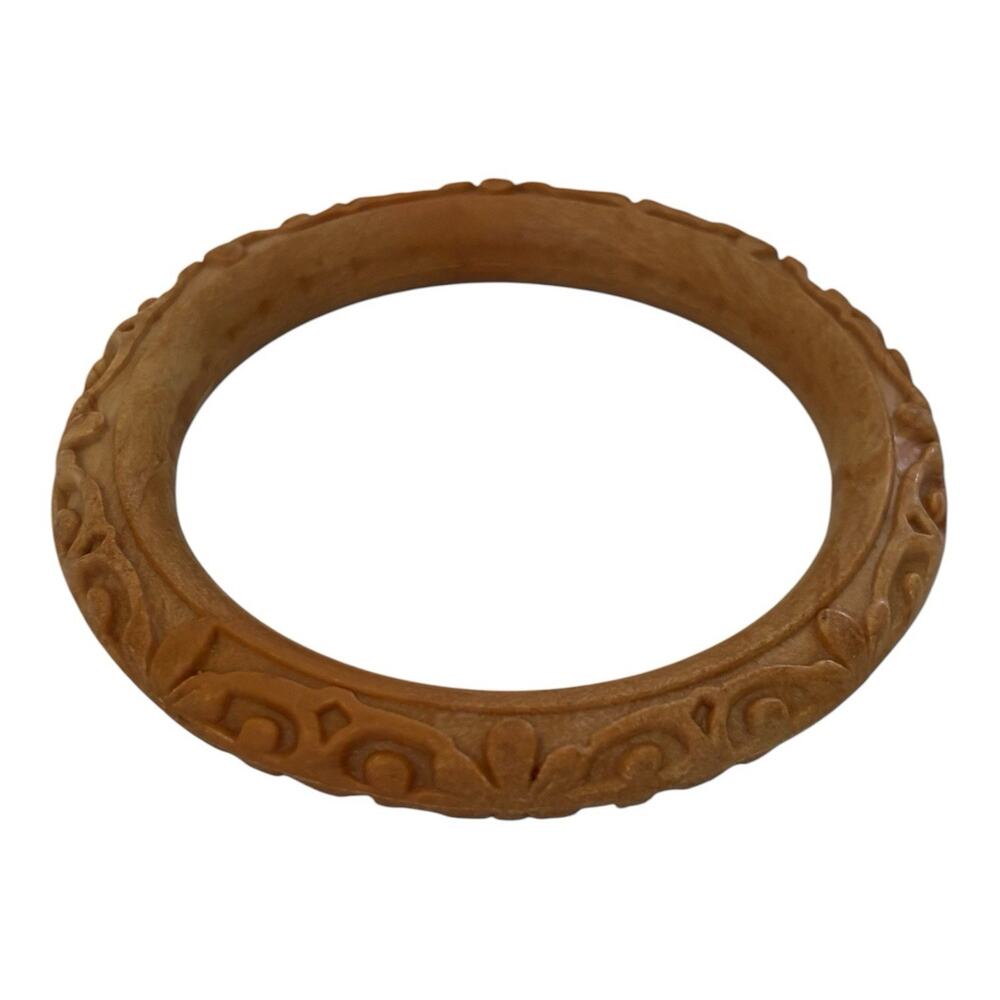 Celluloid Bangle Bracelet Beige Mold Creates Slag Chinese Designed Vintage MCM